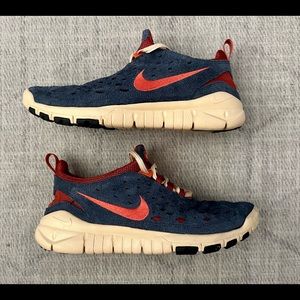 Nike Free Run Trail
Men's Shoes. Worn Once.